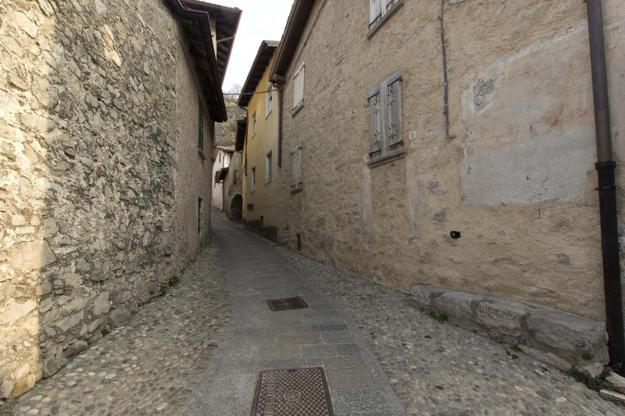Casa Madali' - Nel Borgo Appartement Marone Buitenkant foto