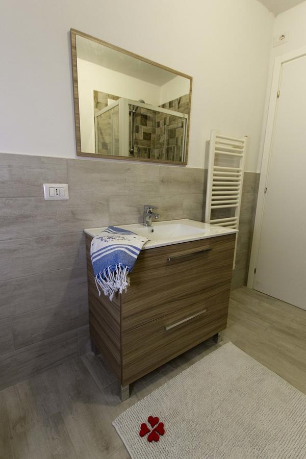 Casa Madali' - Nel Borgo Appartement Marone Buitenkant foto